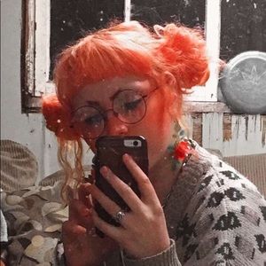 Meet your Posher, Kaitlyn